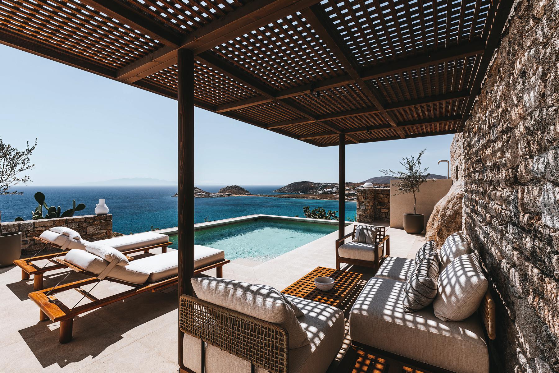 Deluxe Pool Suite | Cali Mykonos Hotel